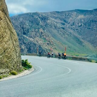 High Atlas Traverse Bike Tour : Central Atlas & Red Rock
